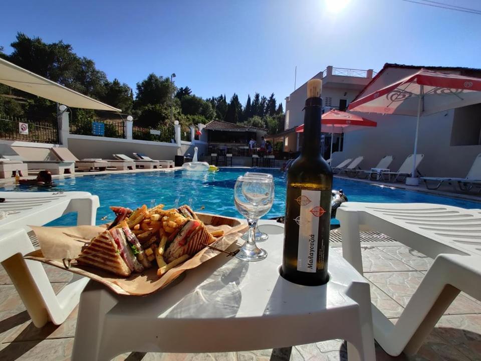Kalypso Studio Resorts Kávos Екстериор снимка