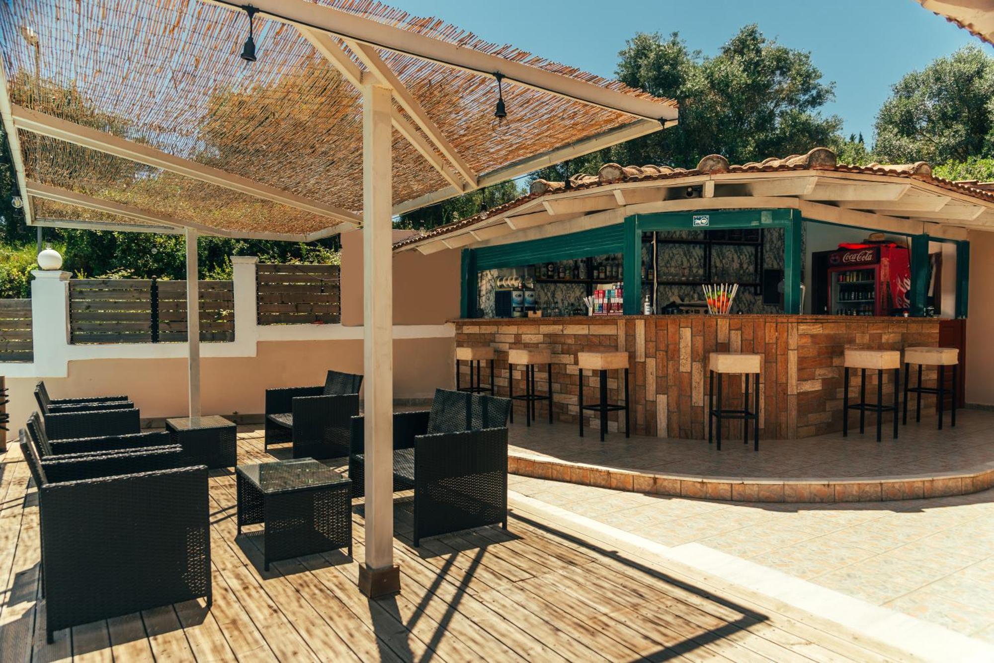 Kalypso Studio Resorts Kávos Екстериор снимка